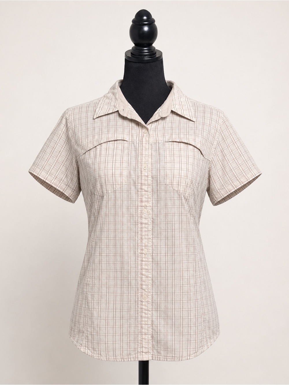 Columbia women's plaid short sleeve button up shirt SEE COMMENTS